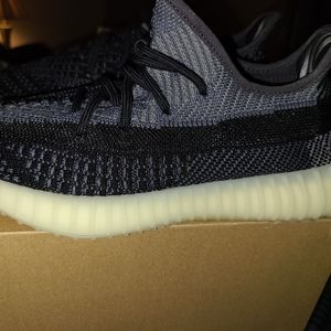 Yeezy boost 350 V2